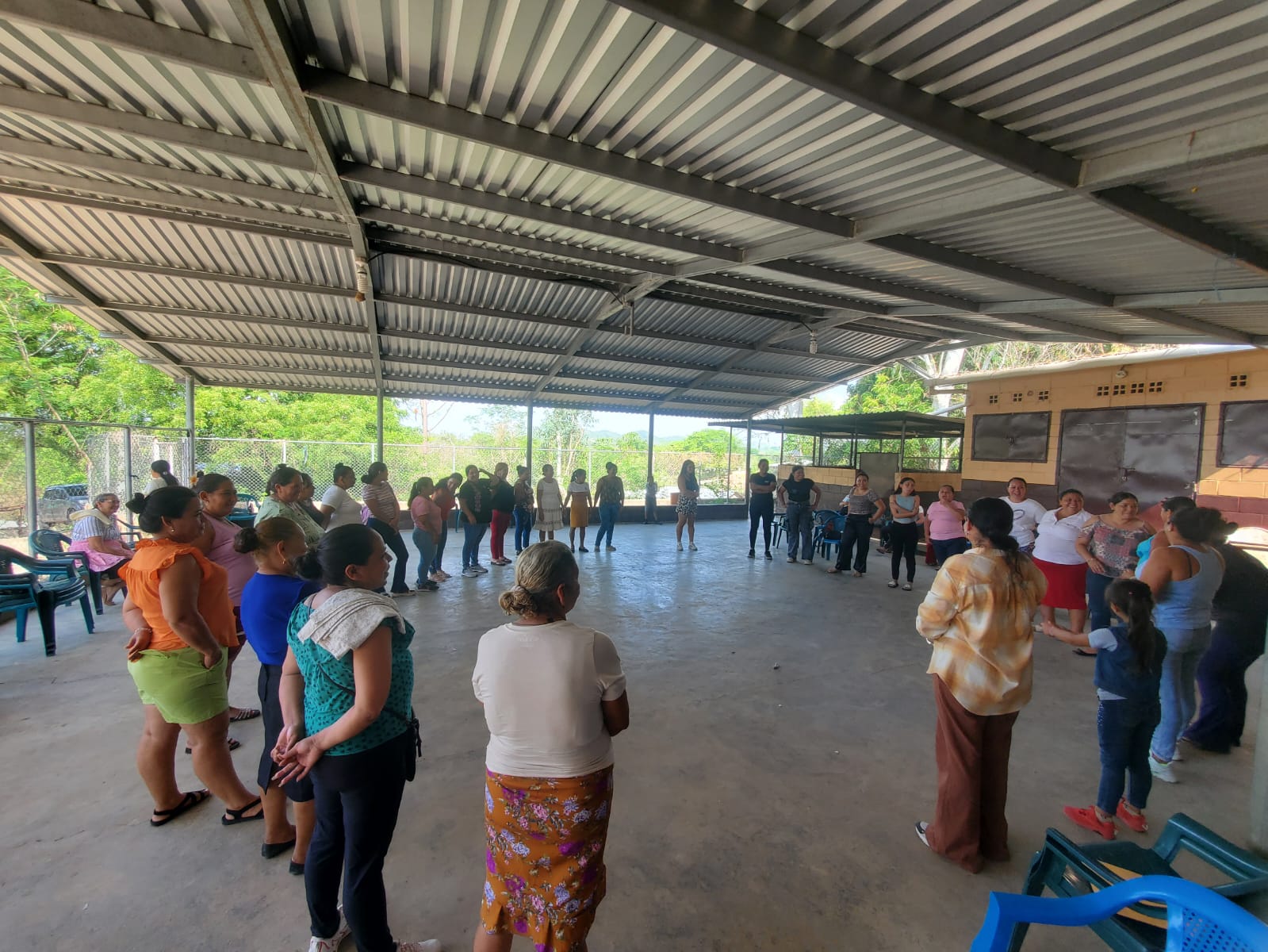 Mujeres participando 5